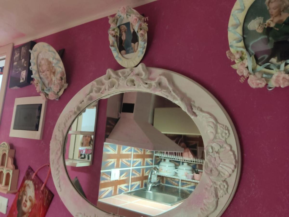A Room For A Few Hours Or A Few Days Catania Bagian luar foto